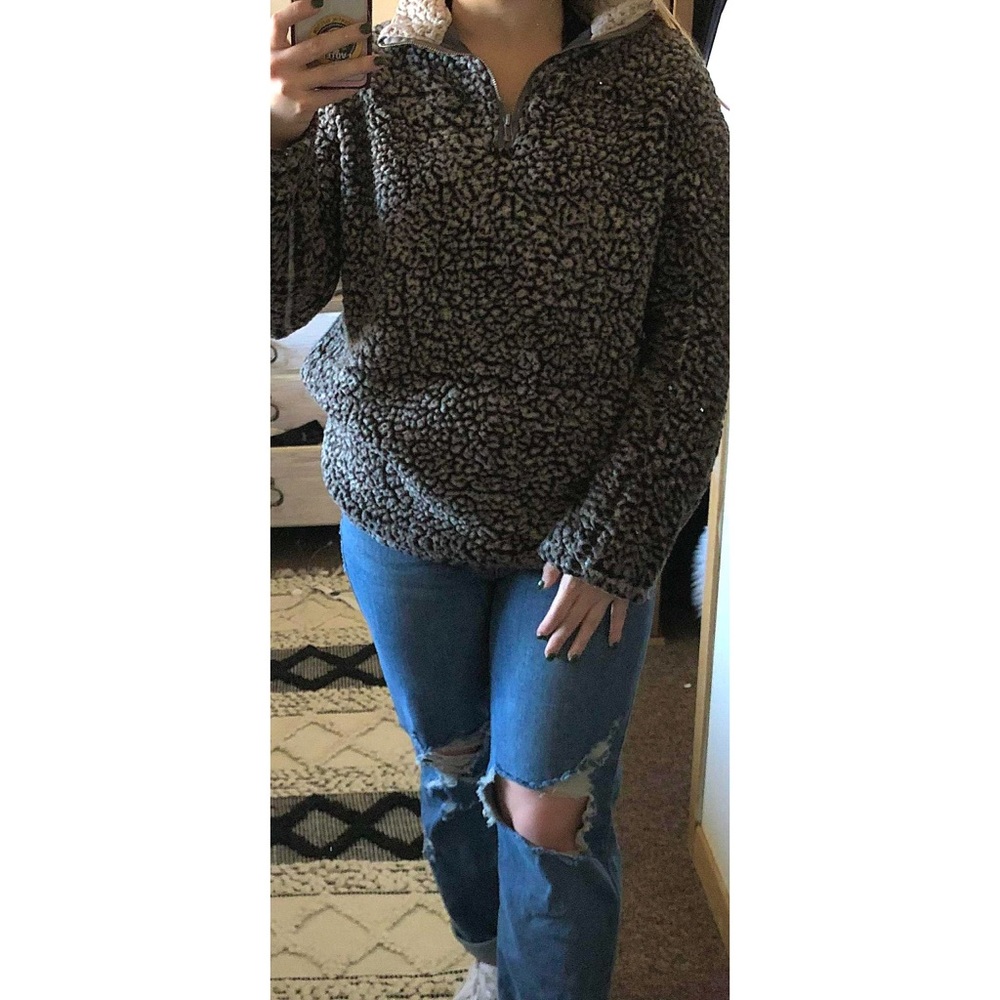 Quarter Zip Sherpa